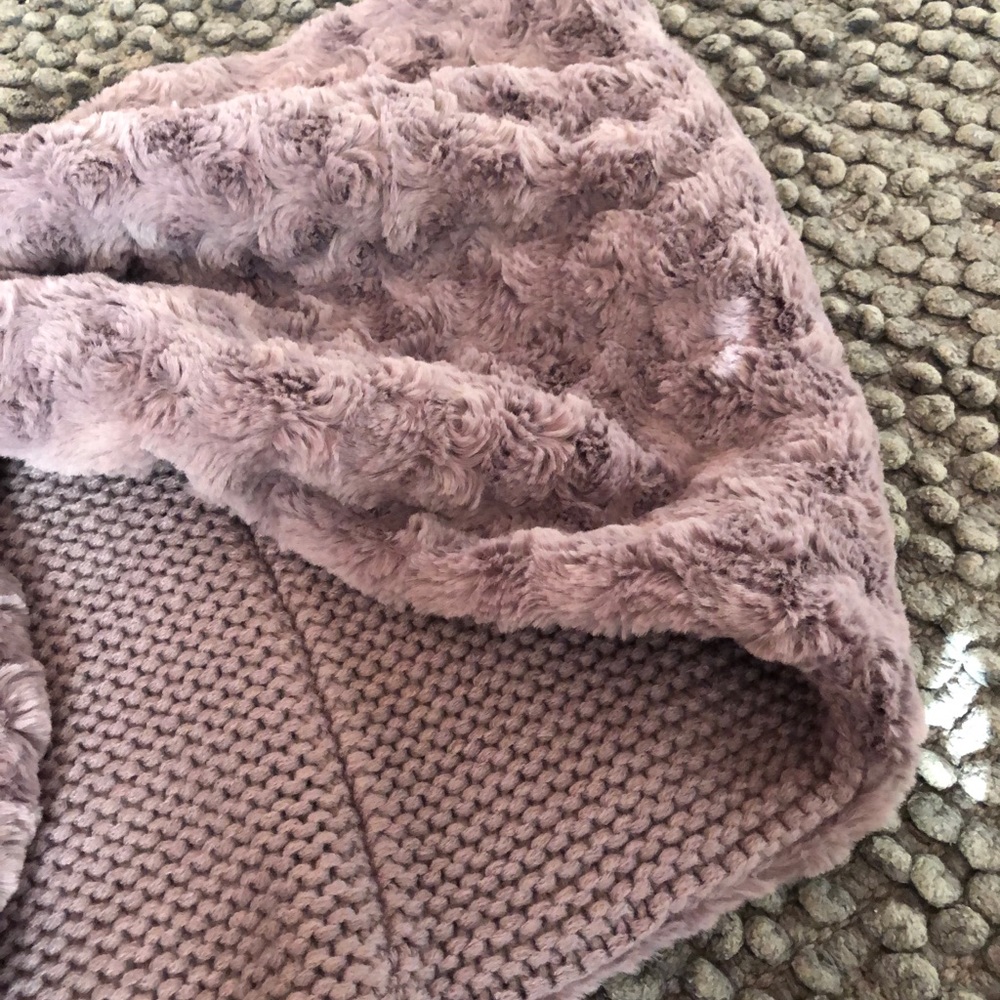 New Ann Taylor Loft Rosette Snood Infinity Scarf - Picture 4 of 4